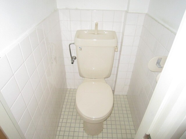 物件内観写真11　(トイレ)