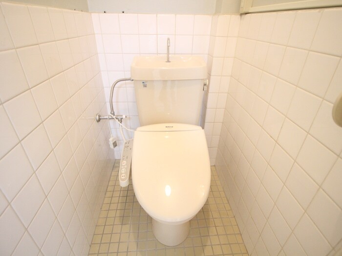 物件内観写真12　(トイレ)