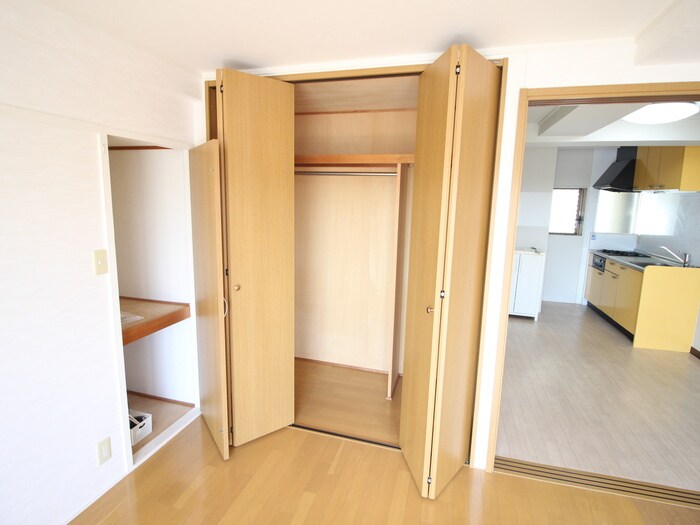 物件内観写真15　(収納)