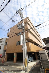 西尾ハウスの外観写真