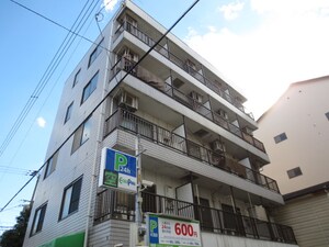 モンテロ－ラ安原外観写真