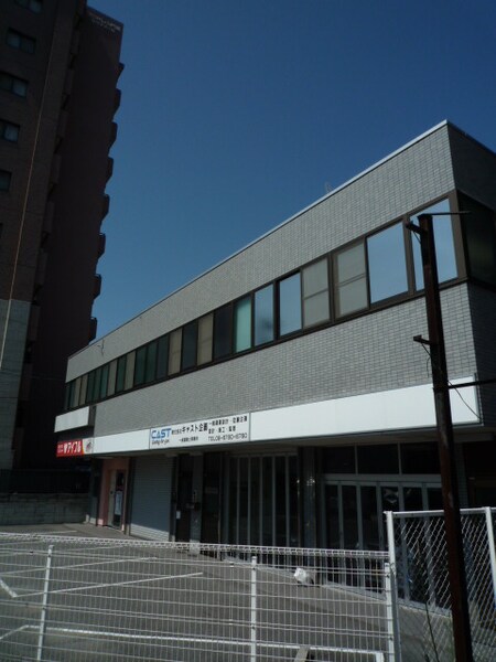 コンパクトオフィス栄町外観写真