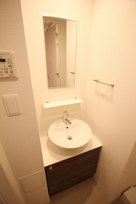 物件内観写真9　(洗面)