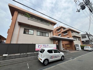 アゼリアコートノースウイング外観写真