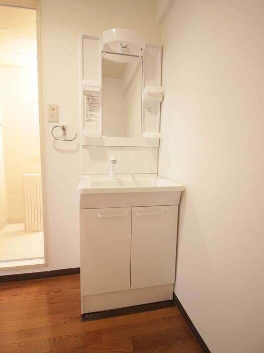 物件内観写真11　(洗面)