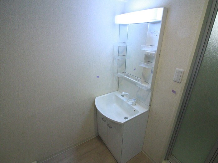 物件内観写真15　(洗面)