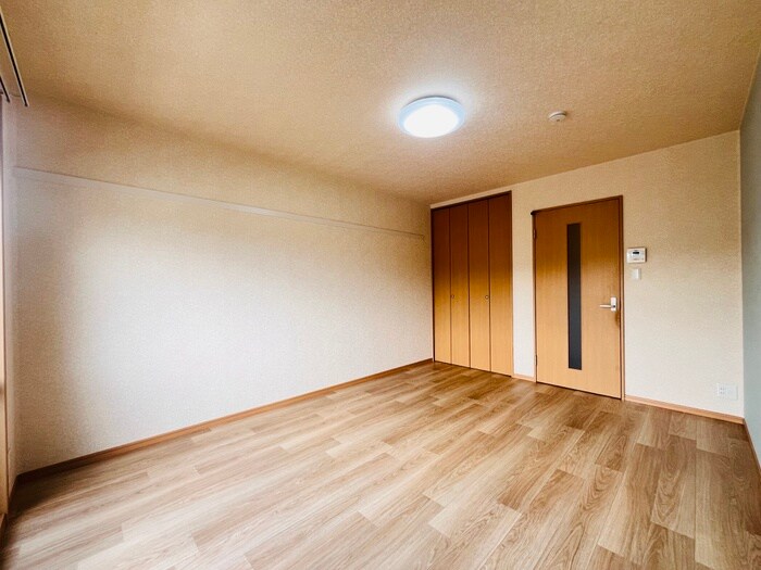 物件内観写真20　(居室)