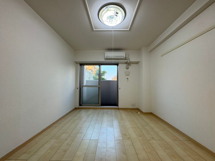 物件内観写真11　(居室)