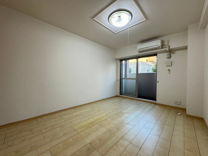 物件内観写真14　(居室)