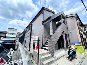 アンプルール　ブワ　下梅屋外観写真