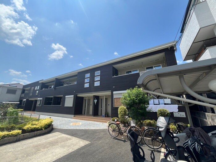 物件外観写真1　(外観写真)