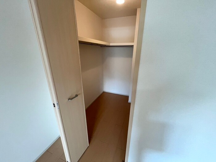 物件内観写真14　(収納)