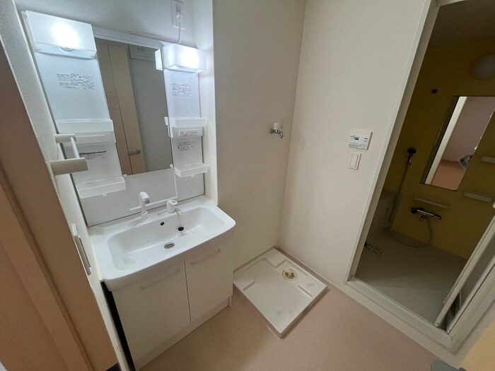 物件内観写真19　(洗濯機置場)