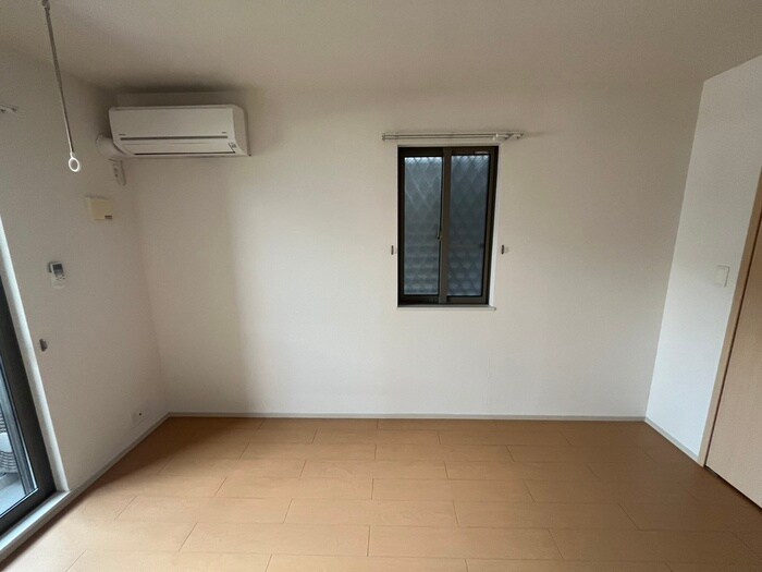 物件内観写真22　(居室)