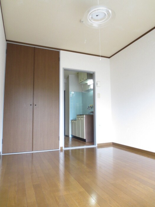 物件内観写真6　(居室)