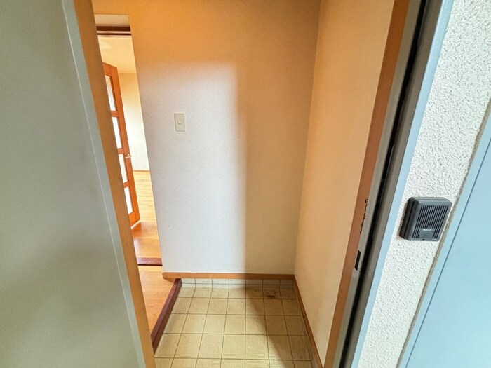 物件内観写真20　(玄関)