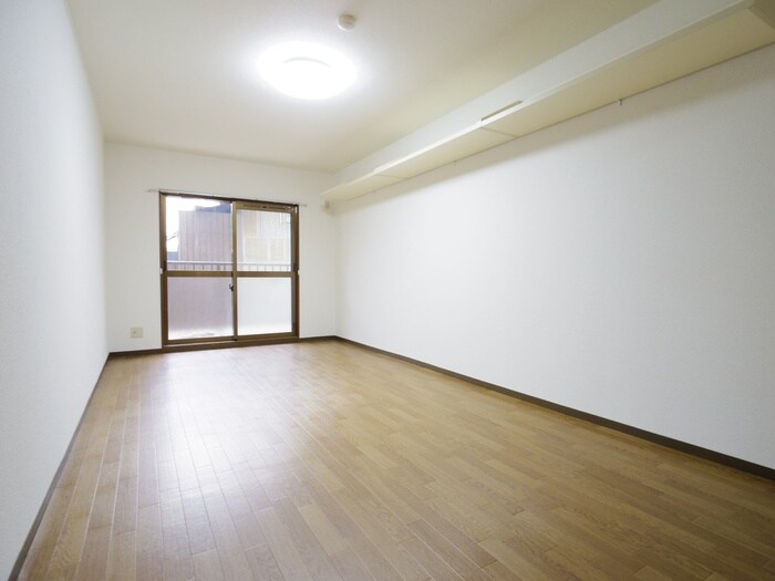 物件内観写真11　(居室)