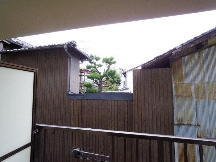 物件内観写真22　(室内からの展望)