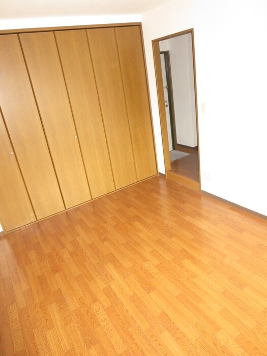 物件内観写真10　(居室)