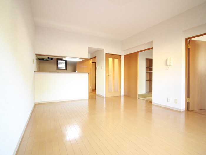 物件内観写真7　(居室)