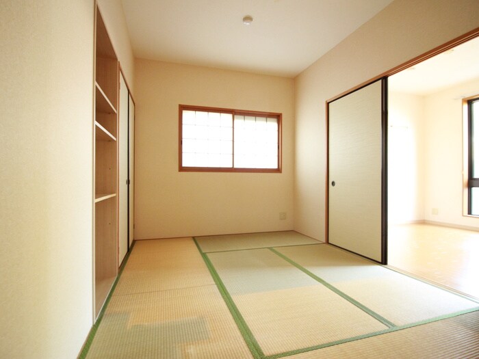 物件内観写真9　(居室)