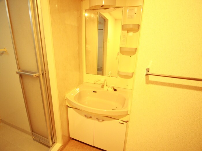 物件内観写真11　(洗面)