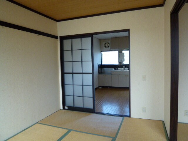 物件内観写真7　(居室)