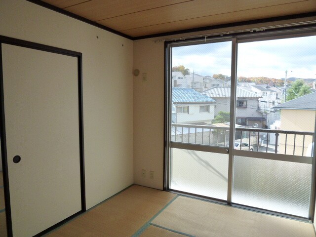 物件内観写真9　(居室)