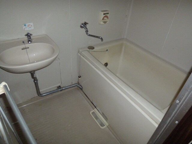 物件内観写真11　(バス／シャワールーム等)