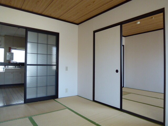 物件内観写真15　(居室)