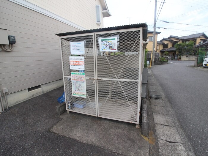 物件外観写真4　(建物設備)