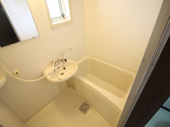 物件内観写真10　(バス／シャワールーム等)