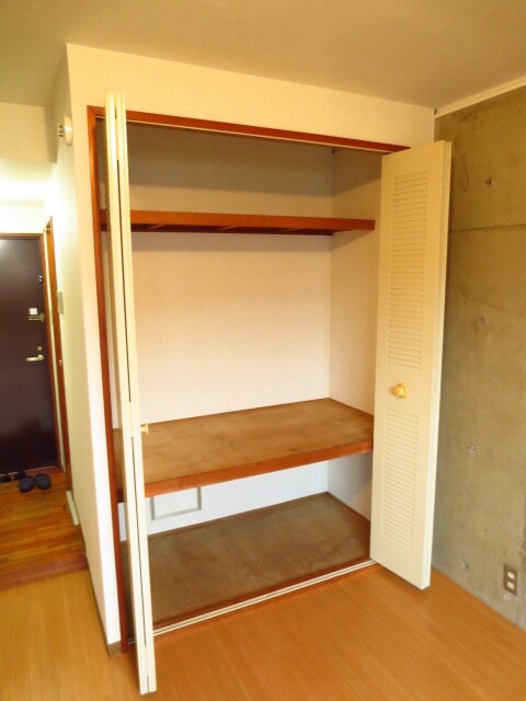 物件内観写真9　(収納)