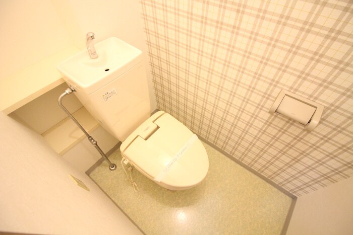物件内観写真9　(トイレ)