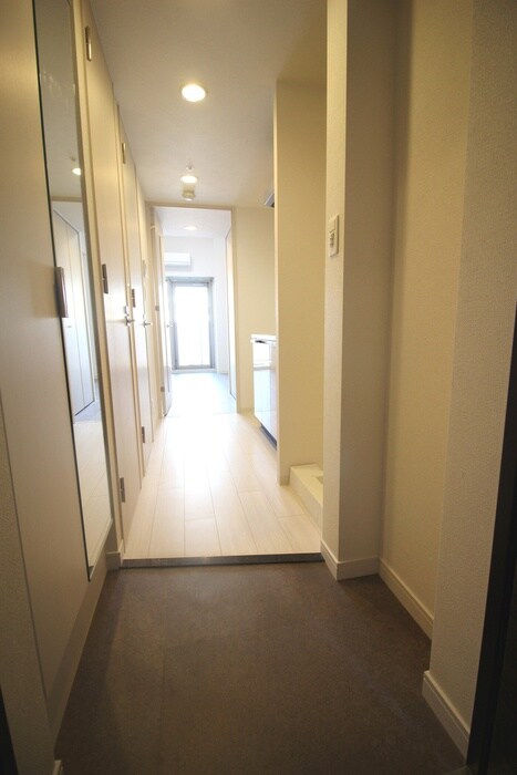 物件内観写真16　(廊下)