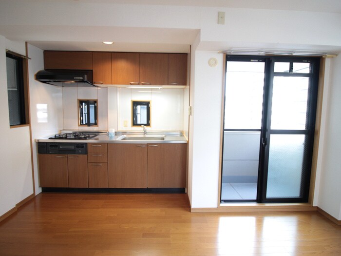 物件内観写真8　(居室)