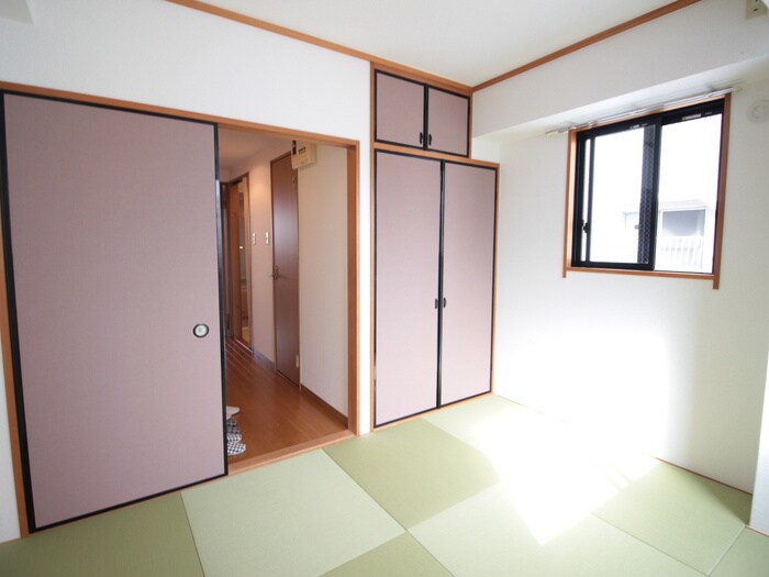 物件内観写真11　(居室)