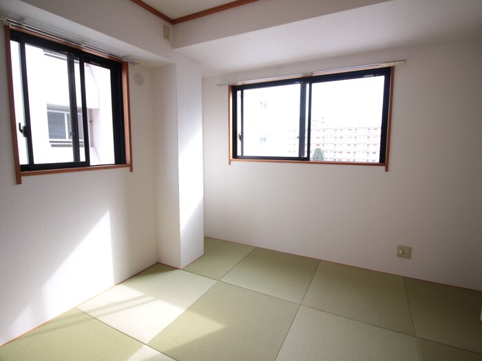 物件内観写真19　(居室)