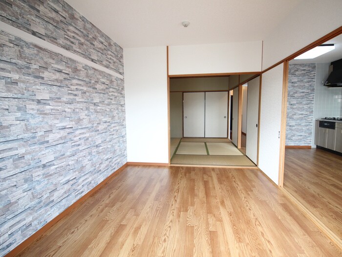 物件内観写真9　(居室)