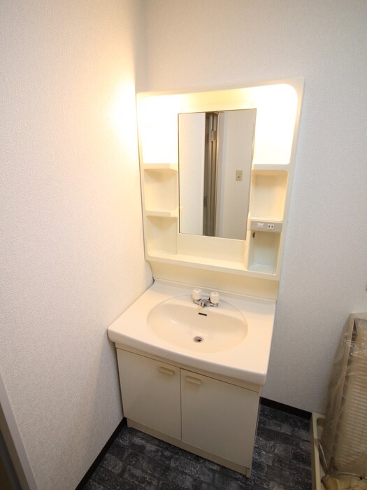 物件内観写真12　(洗面)