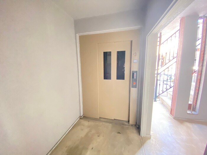 物件外観写真5　(建物設備)