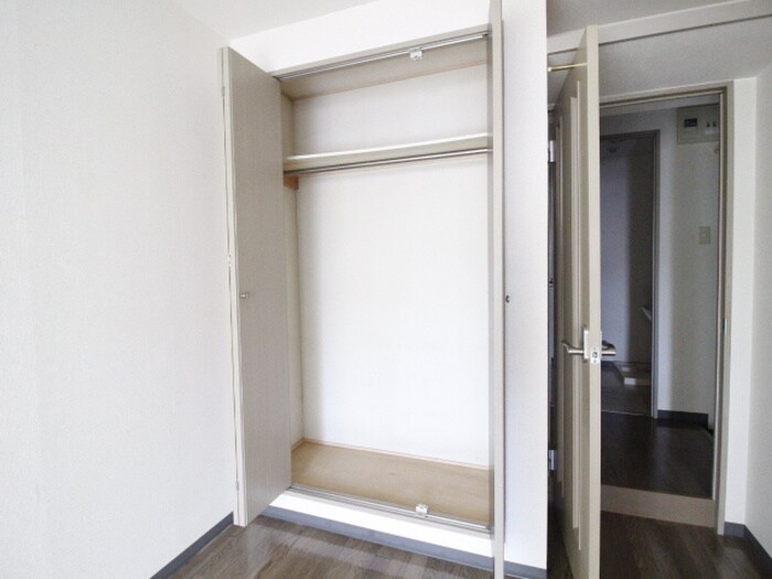 物件内観写真10　(収納)