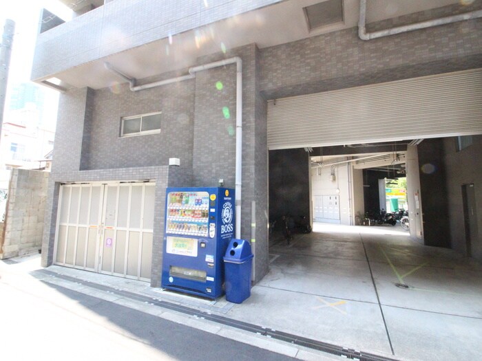 物件外観写真3　(駐輪場)