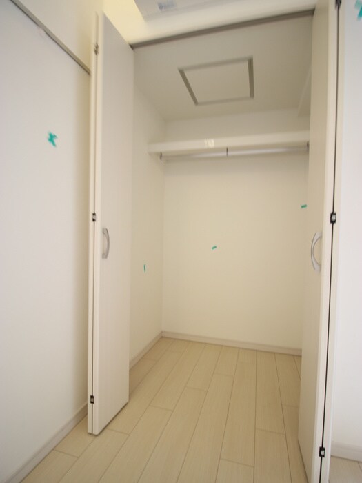 物件内観写真13　(収納)