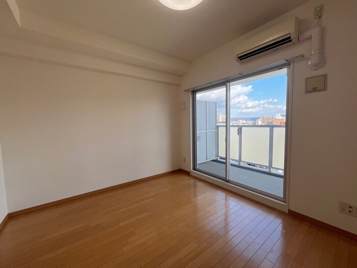 物件内観写真18　(居室)