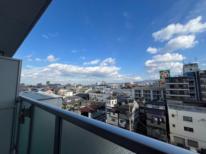 物件内観写真22　(室内からの展望)