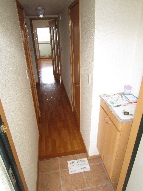 物件内観写真7　(廊下)