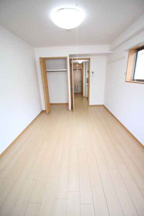 物件内観写真12　(居室)