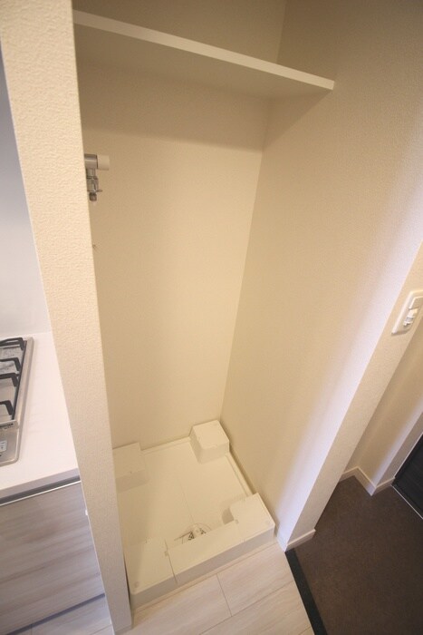 物件内観写真11　(洗濯機置場)