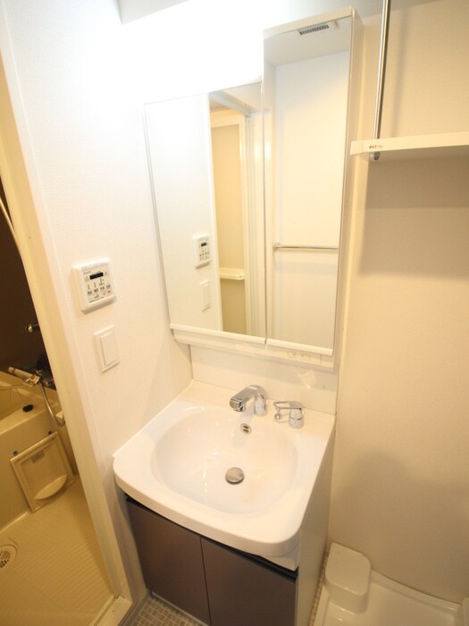 物件内観写真9　(洗面)